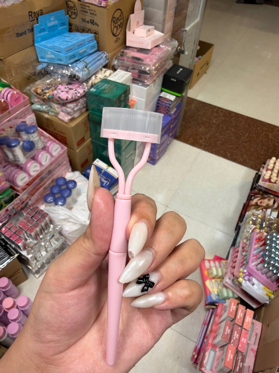 شانه لیفت مژه